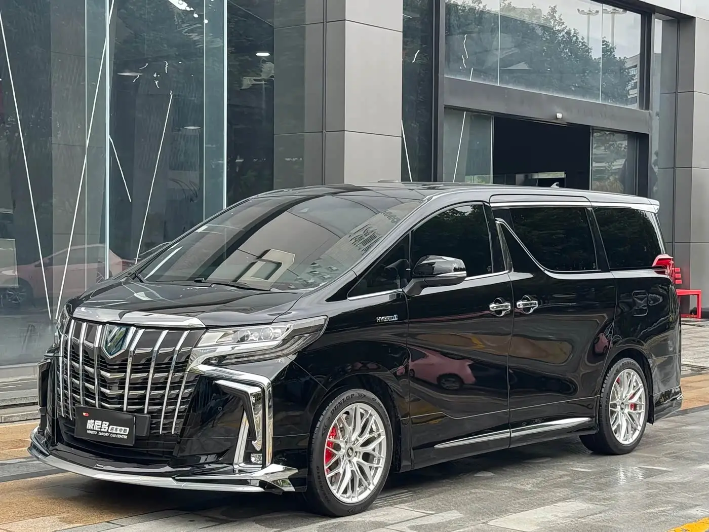 Toyota Alphard, 2022