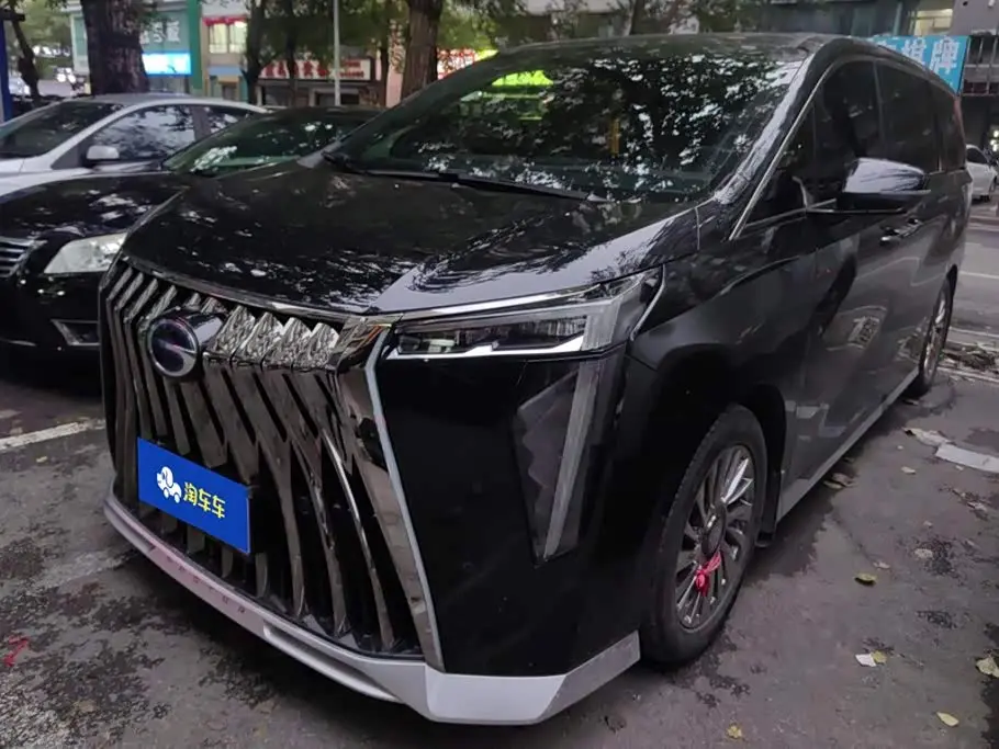 GAC Trumpchi Trumpchi M8 2025 — Photo 1/16