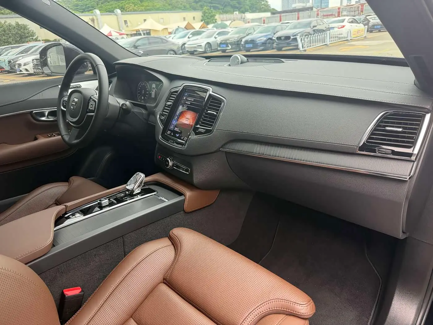 Volvo XC90 2022 — Photo 20/20