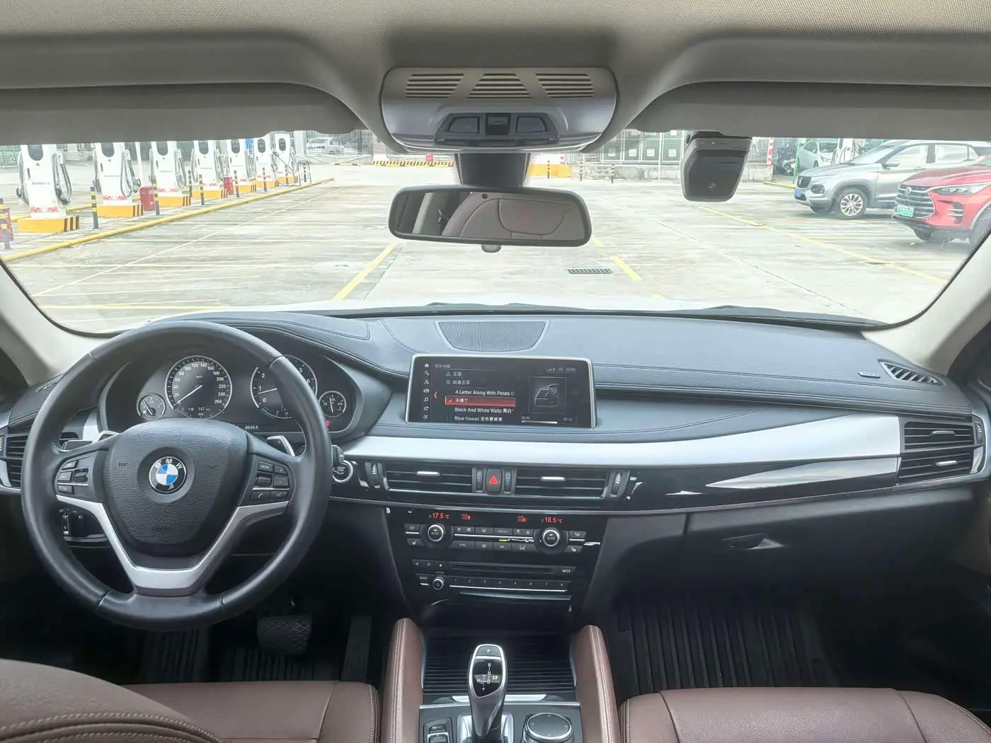 BMW X6 2017 — Фото 10/20