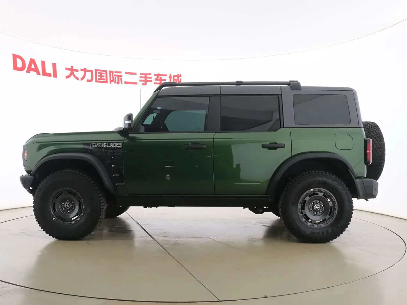 Ford Bronco 2024 — Photo 12/16