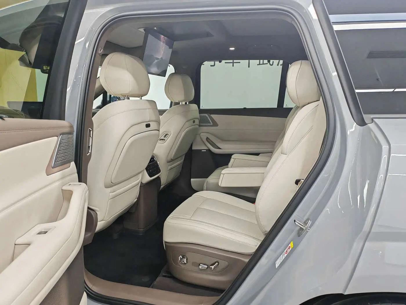 Denza N8L 2025 — Photo 11/20