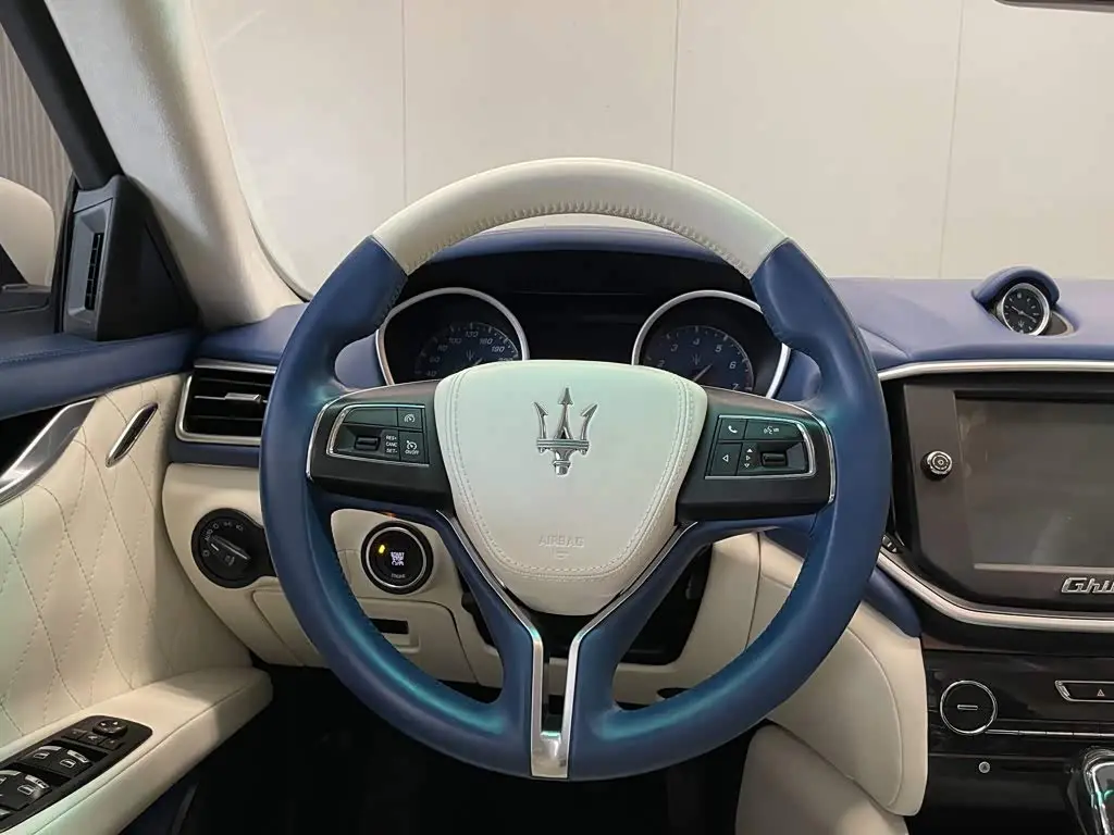 Maserati Ghibli 2016 — Photo 14/20
