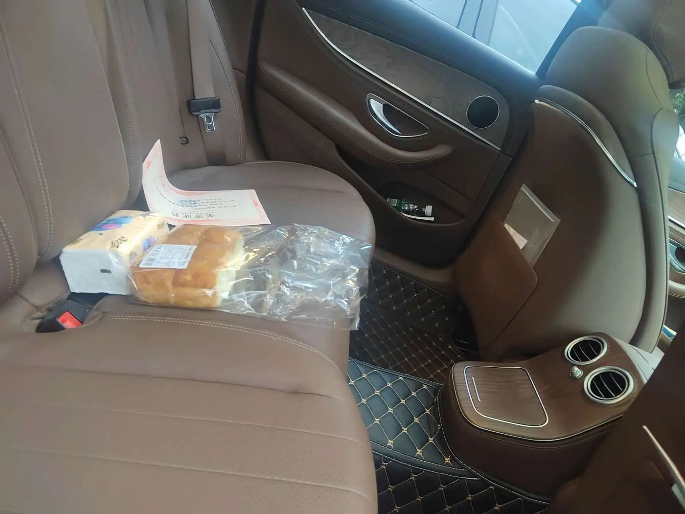 Mercedes-Benz E-Class New Energy 2022 — Photo 7/9