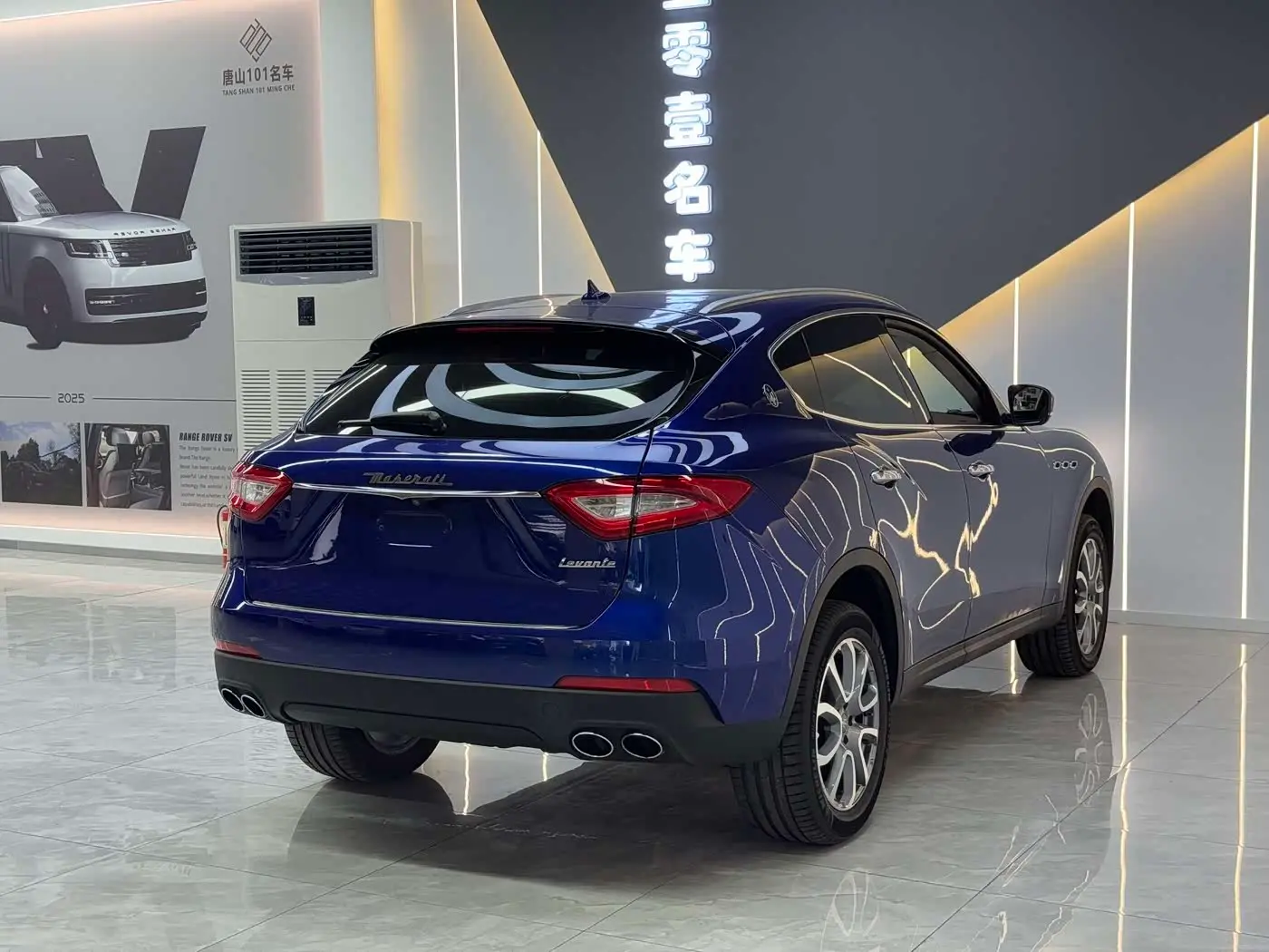 Maserati Levante 2018 — Фото 3/16