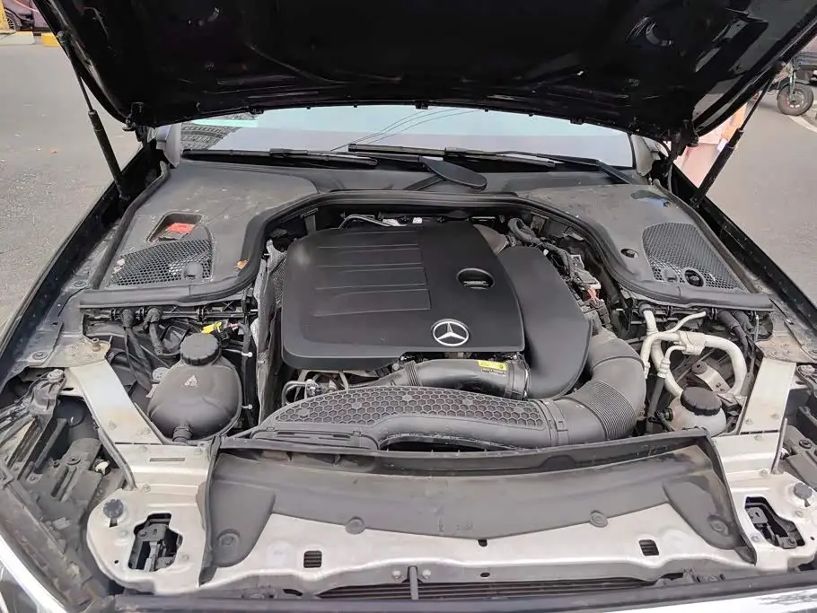 Mercedes-Benz E-Class 2019 — Фото 10/16