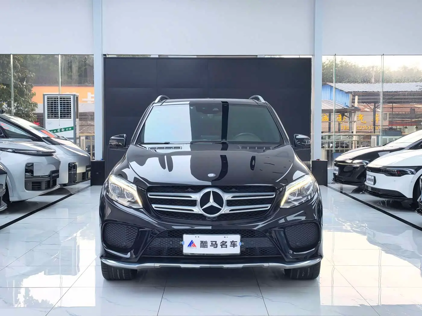 Mercedes-Benz GLE 2016 — Photo 2/16
