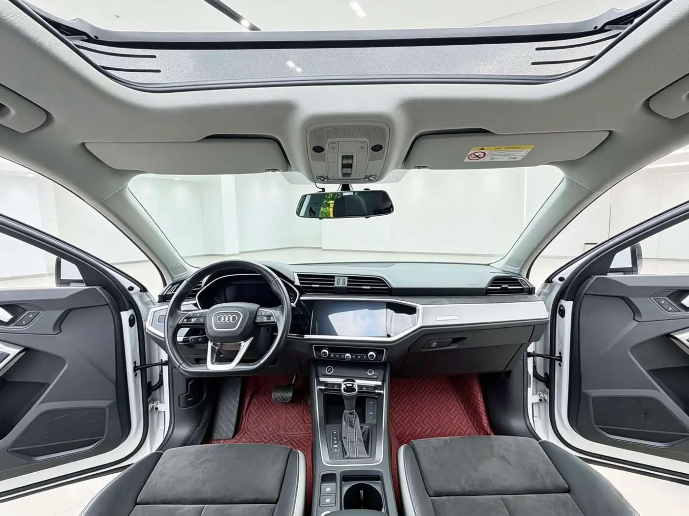 Audi Q3 2021 — Photo 10/15