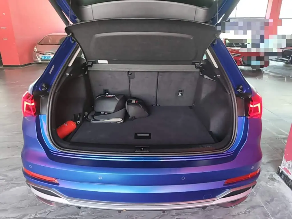 Audi Q3 2020 — Photo 19/20