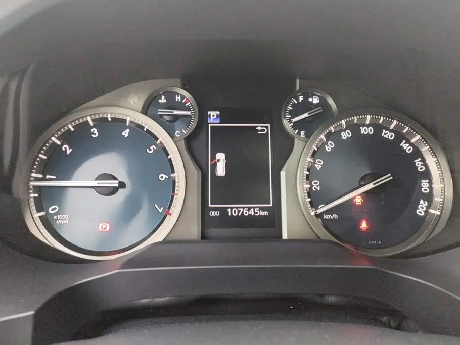Toyota Prado 2019 — Photo 14/16
