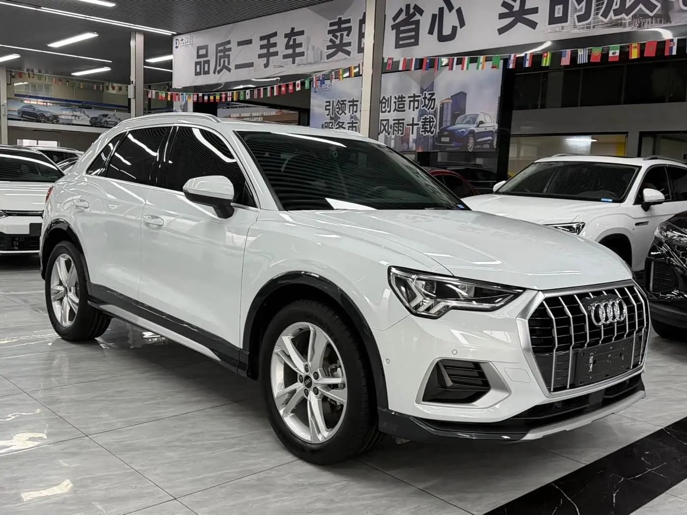 Audi Q3 2022 — Фото 3/12