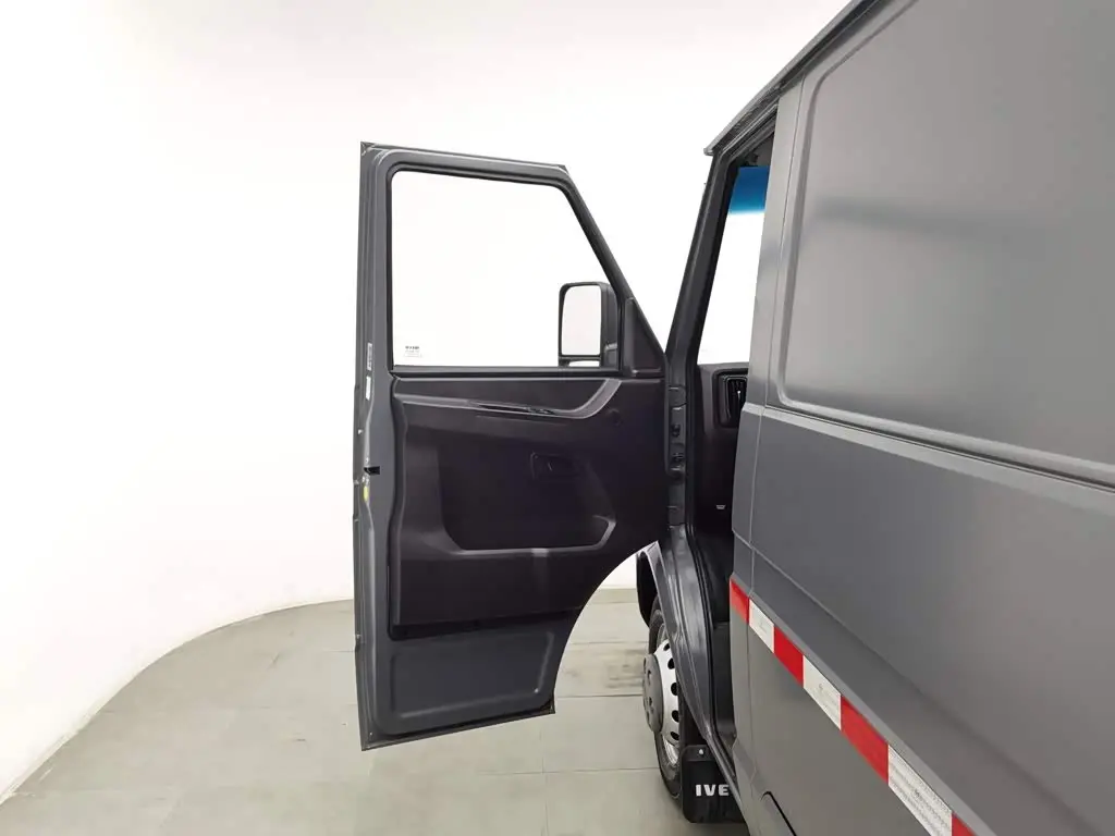 Iveco Daily 2025 — Фото 8/20