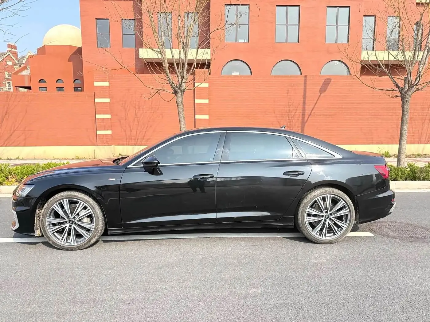 Audi A6L 2023 — Şəkil 11/15