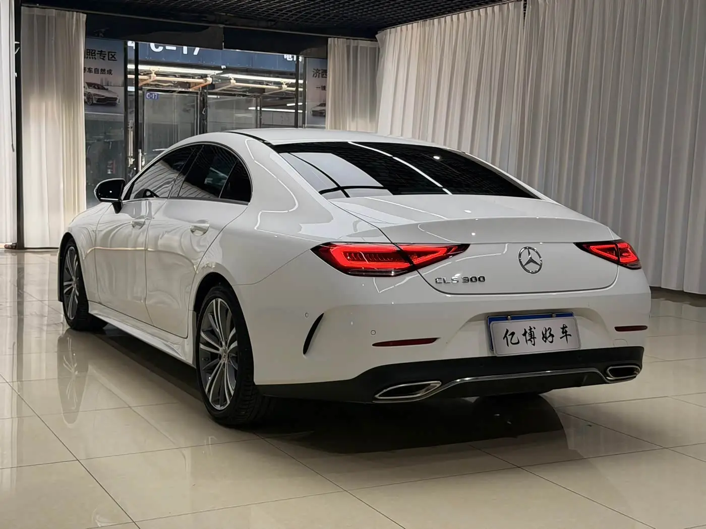 Mercedes-Benz CLS 2022 — Photo 7/16