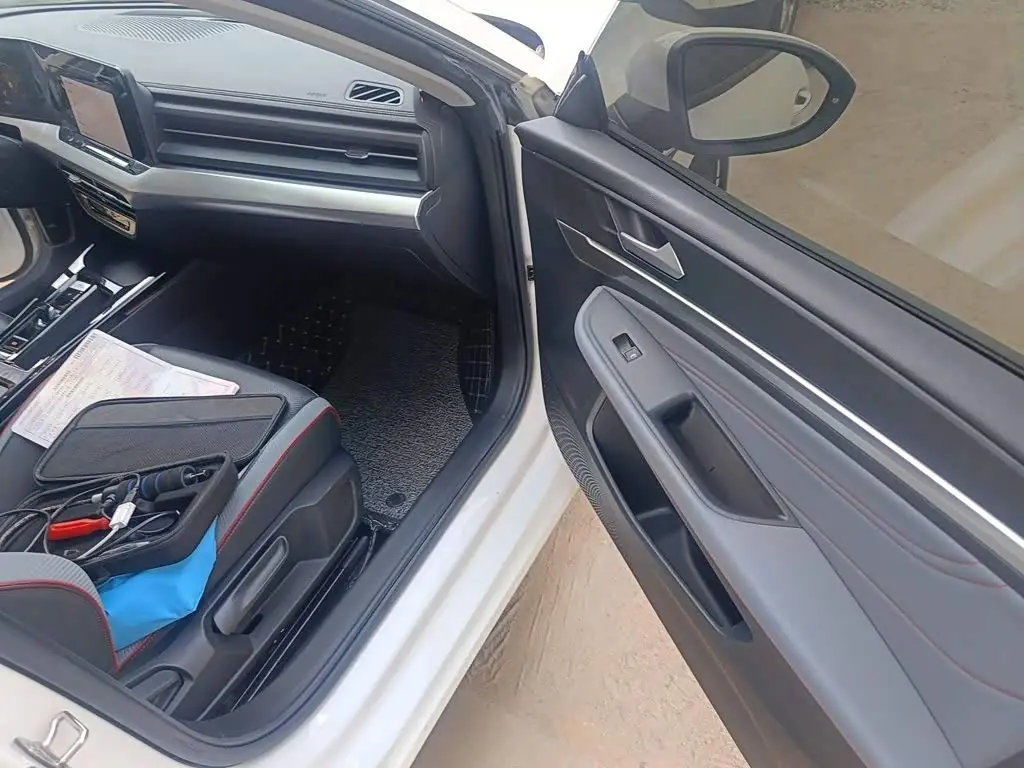 Volkswagen Lamando 2023 — Photo 20/20