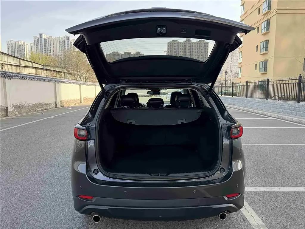 Mazda CX-5 2022 — Photo 12/17