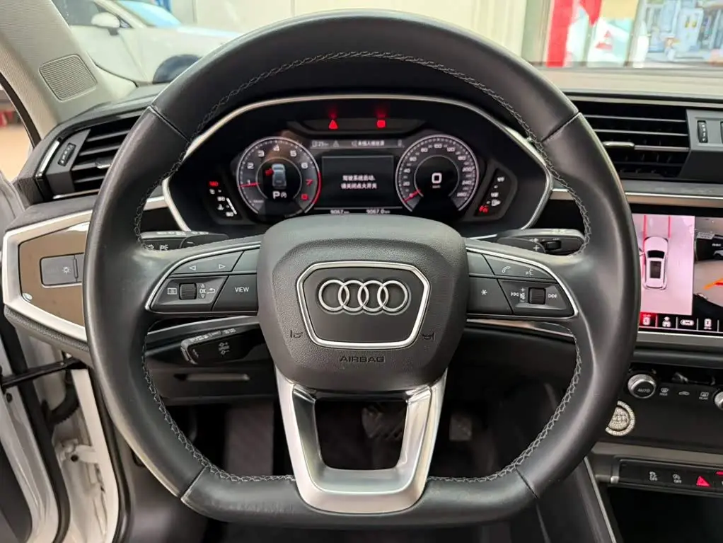 Audi Q3 2023 — Фото 11/20
