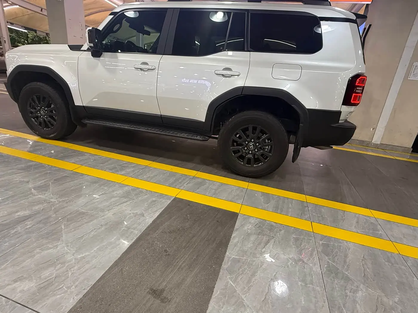 Toyota Prado 2025 — Photo 9/19