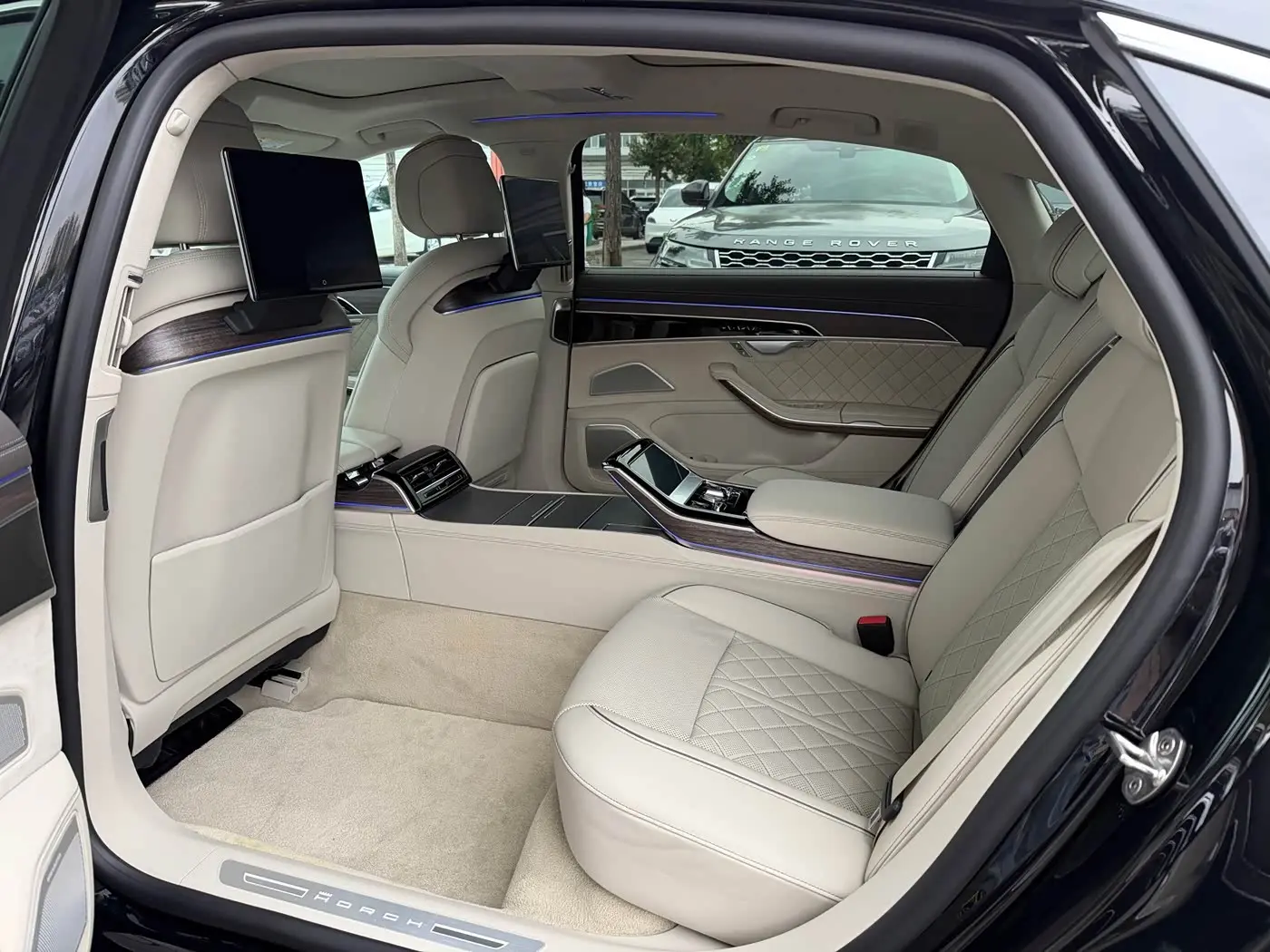 Audi A8 2022 — Şəkil 6/20