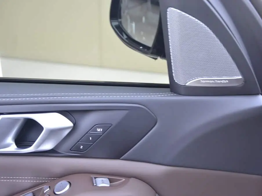 BMW X5 2026 — Photo 12/15