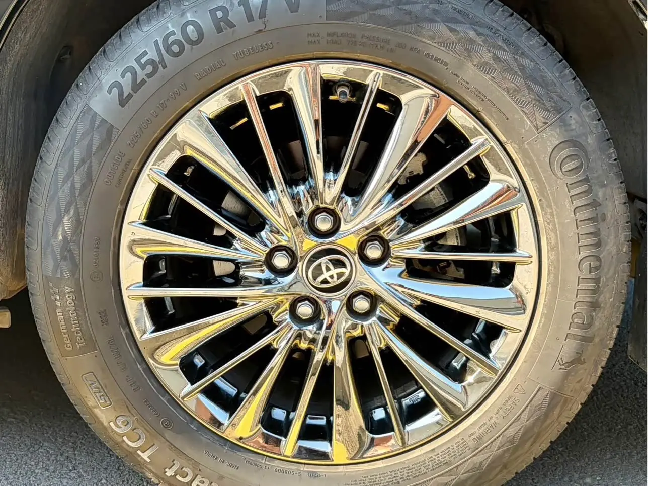 Toyota Vellfire 2020 — Photo 6/14