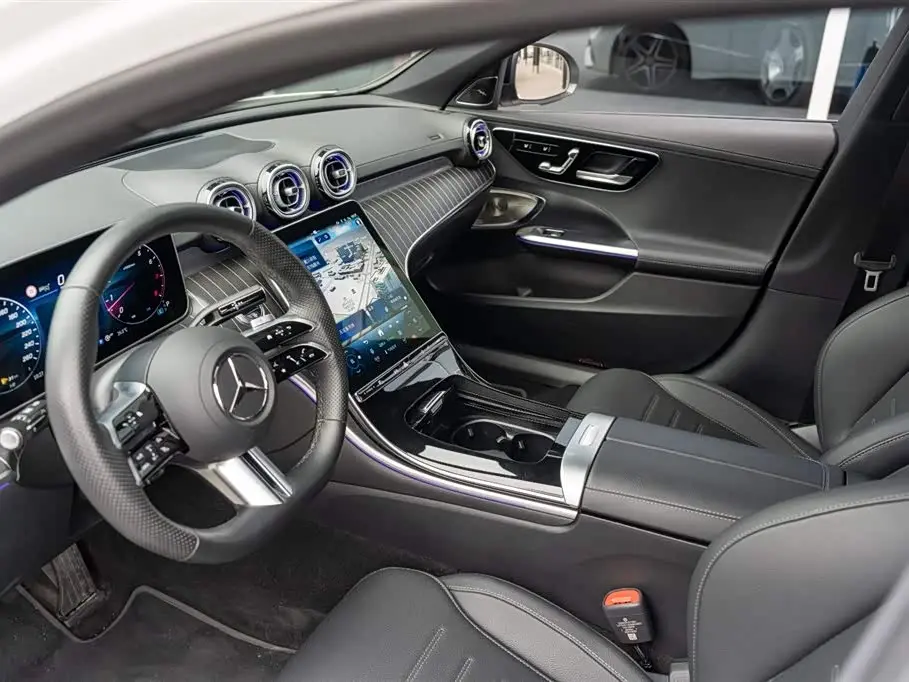 Mercedes-Benz C-Class 2024 — Фото 13/20