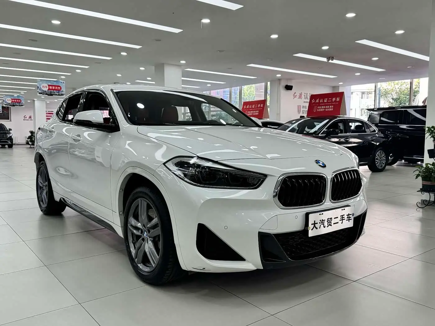 BMW X2 2023 — Фото 3/12