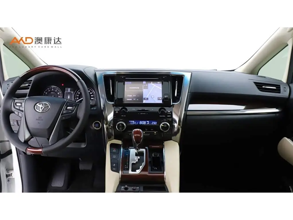 Toyota Alphard 2015 — Photo 5/11