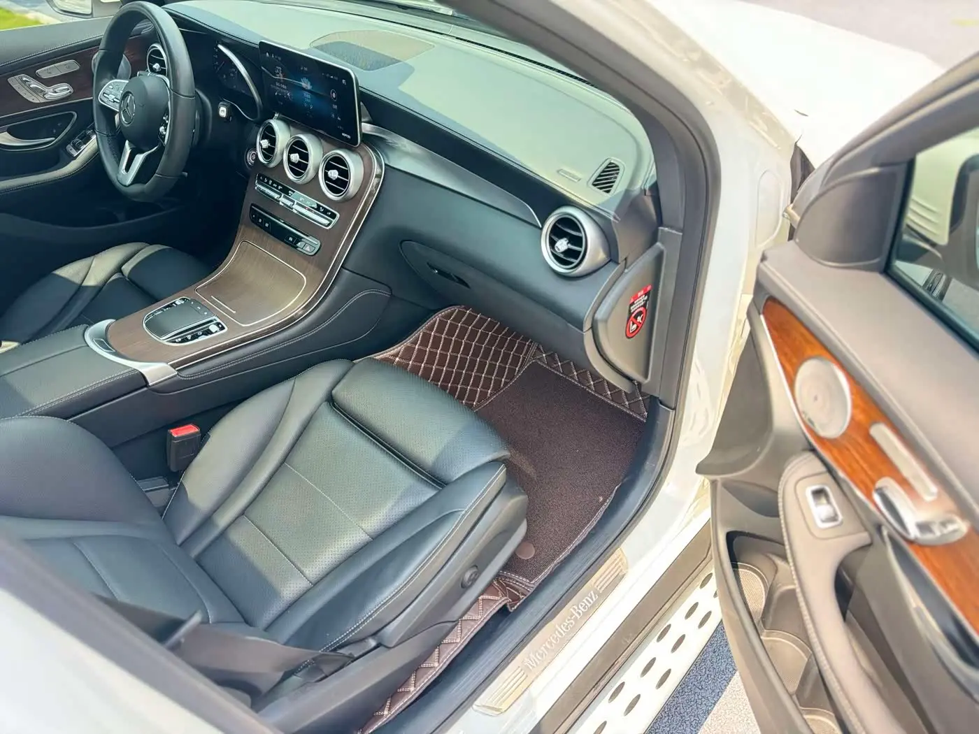 Mercedes-Benz GLC 2020 — Şəkil 9/13
