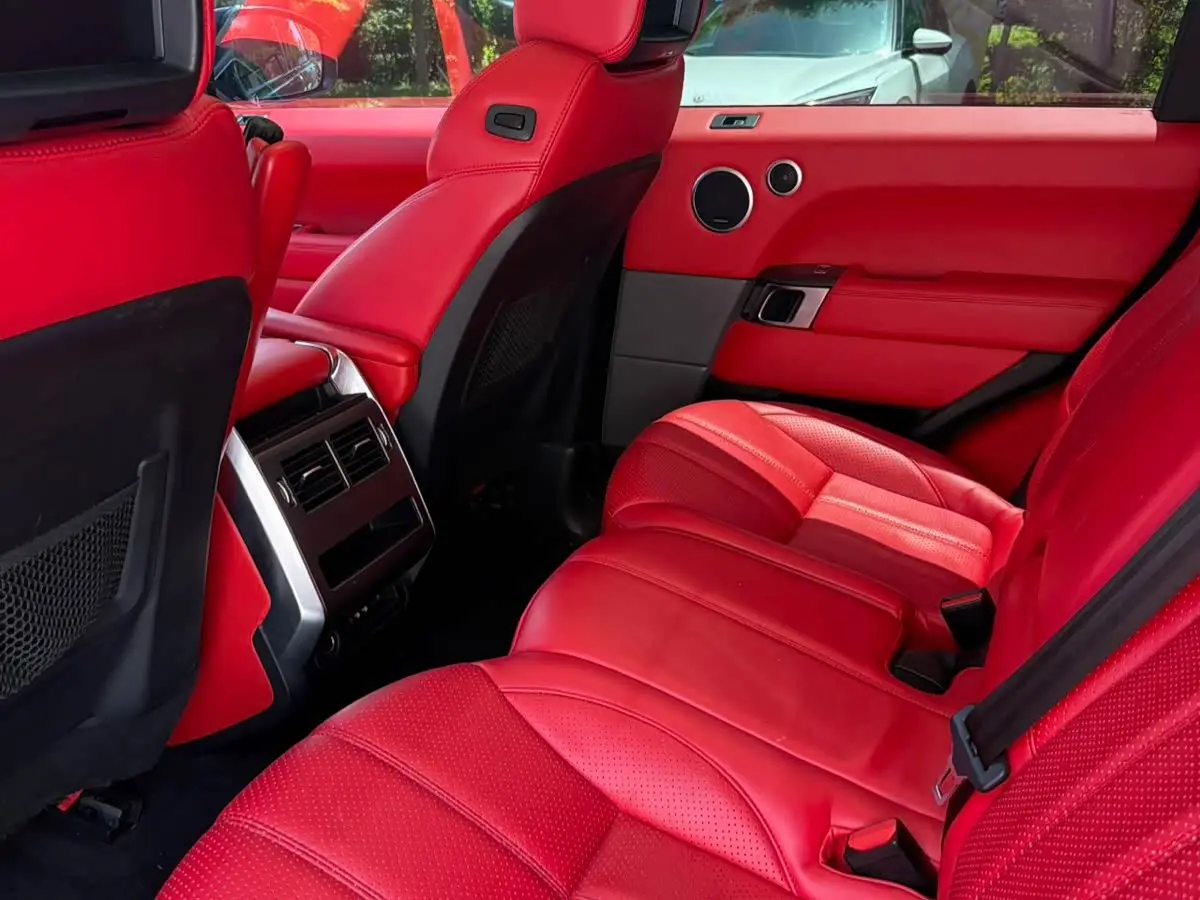 Land Rover Range Rover Sport 2016 — Şəkil 7/18