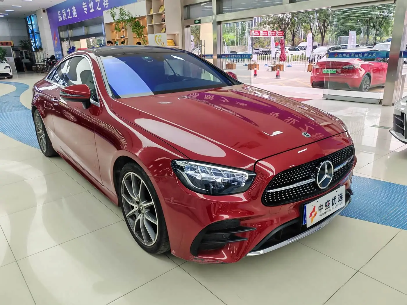 Mercedes-Benz E-Class 2021 — Фото 2/15