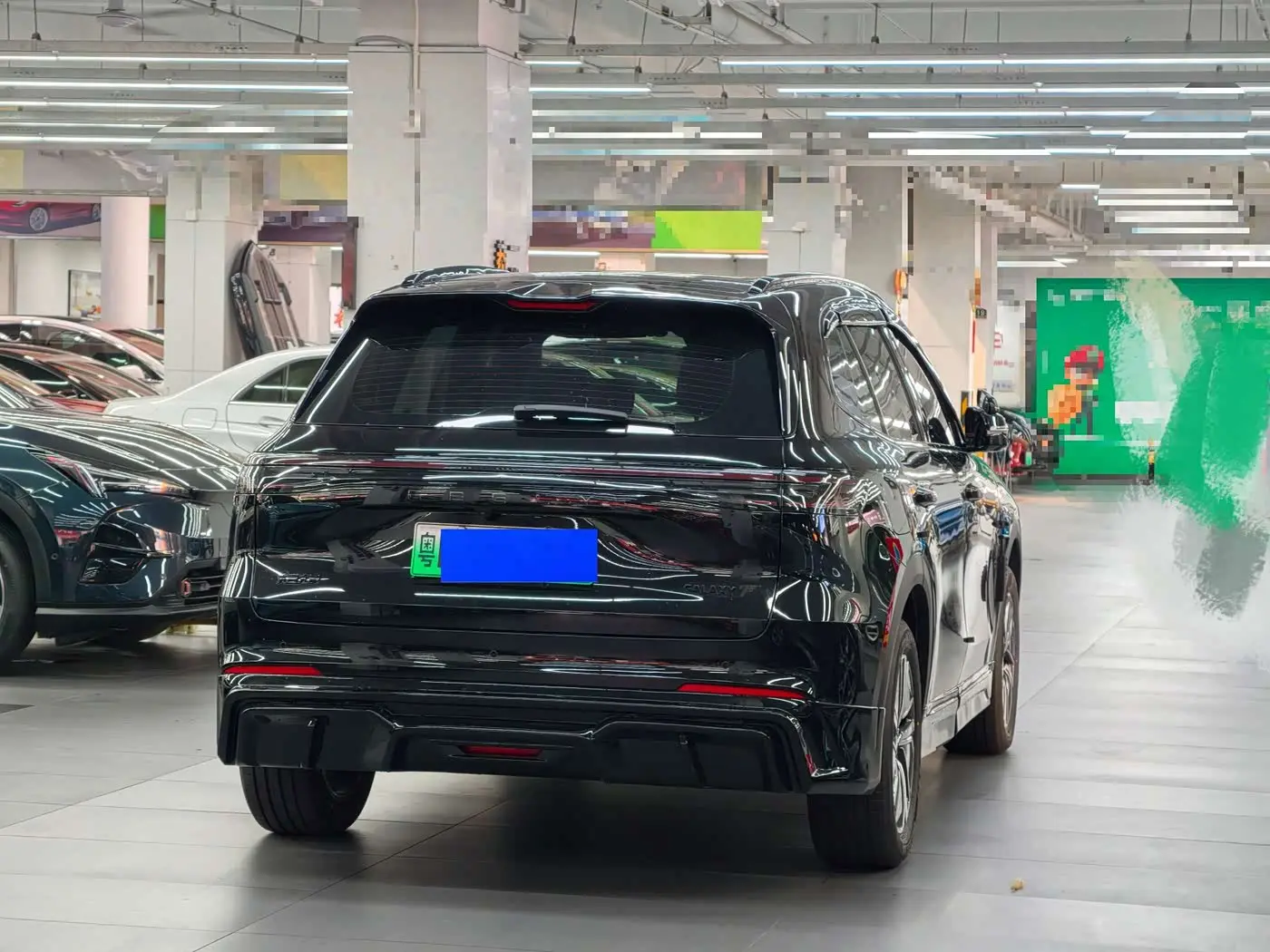 Geely Galaxy Galaxy Starship 7 EM-i 2025 — Фото 10/10