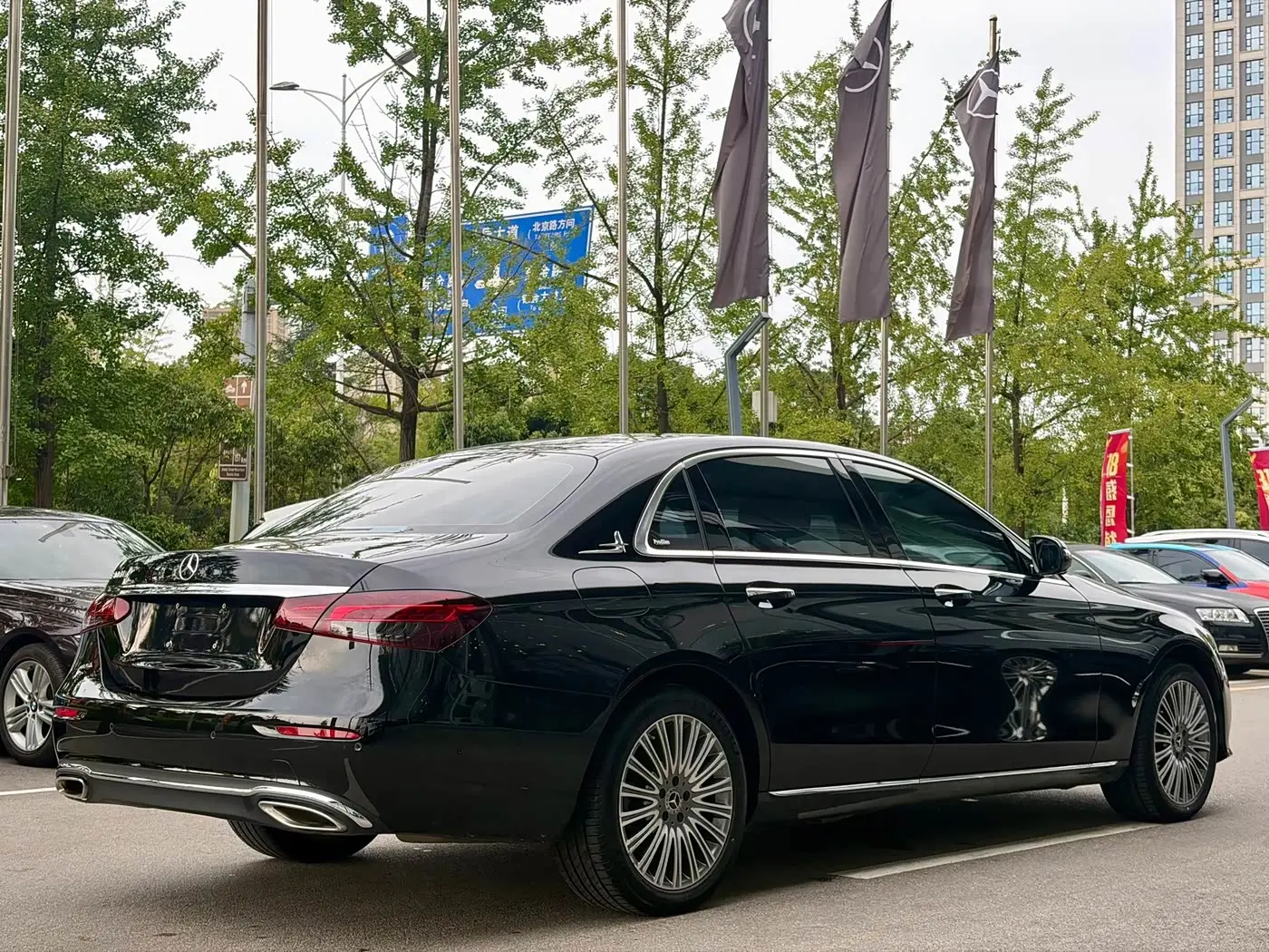 Mercedes-Benz E-Class 2023 — Şəkil 8/20