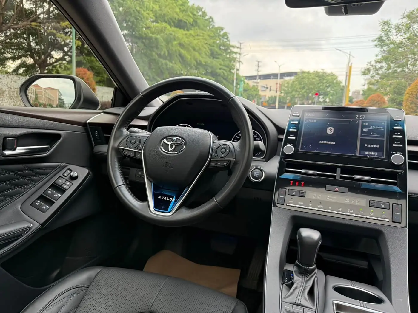 Toyota Avalon 2019 — Photo 20/20