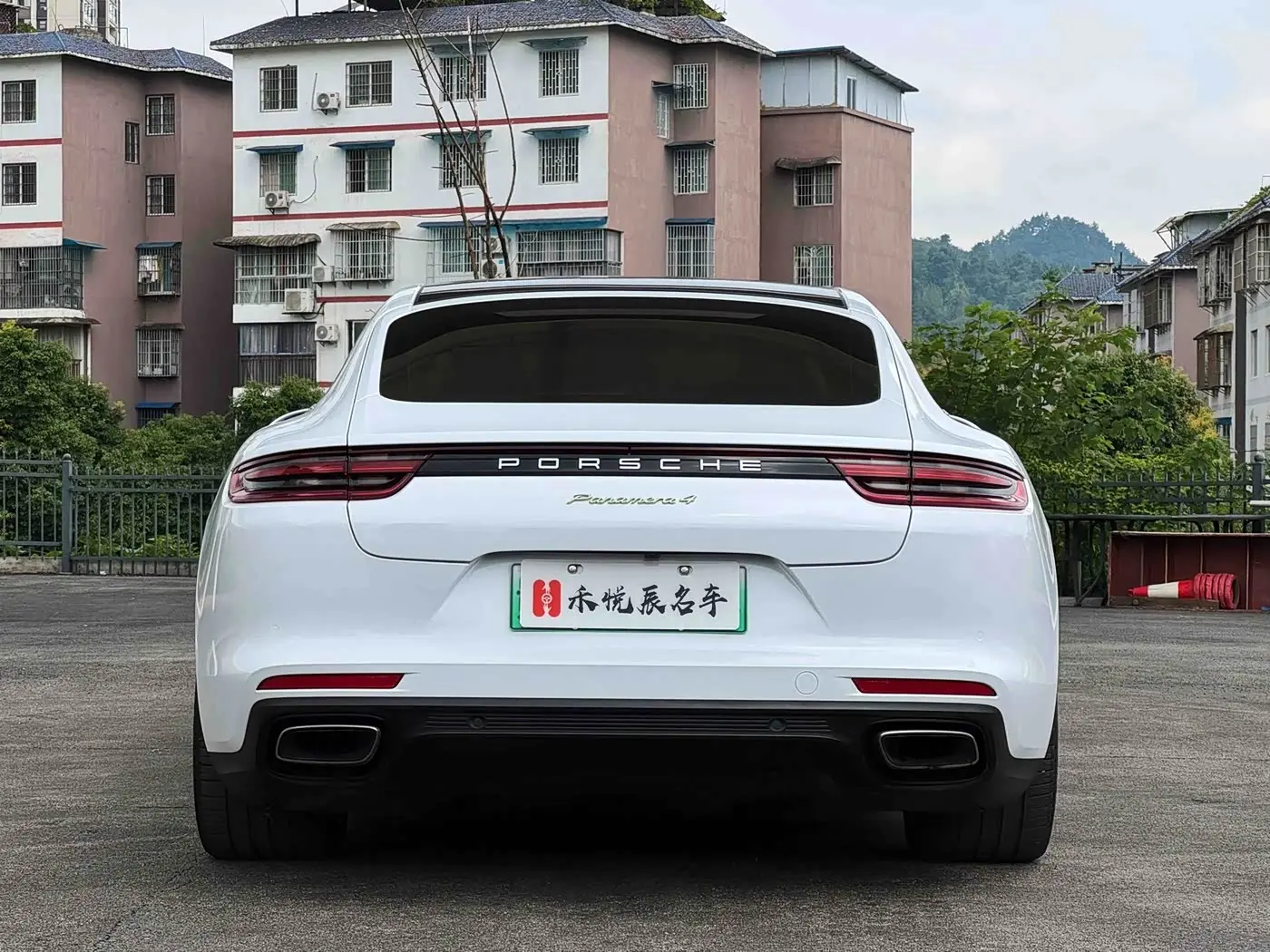 Porsche Panamera New Energy 2019 — Photo 18/19