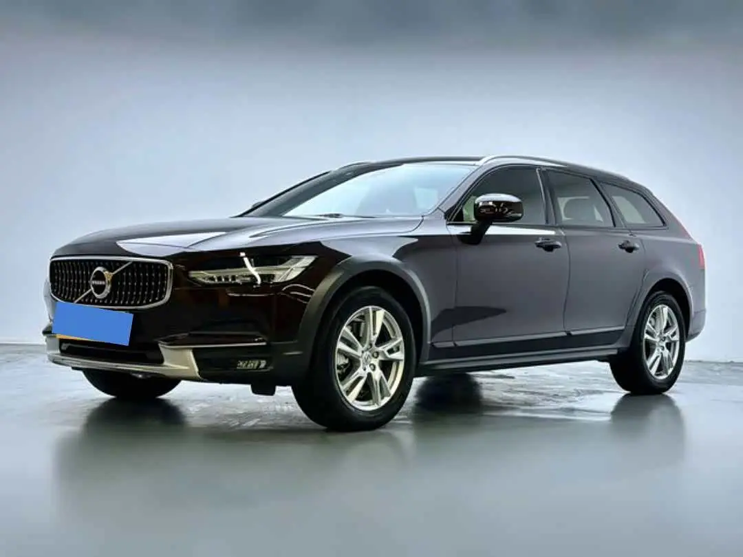 Volvo V90 2019 — Фото 1/15