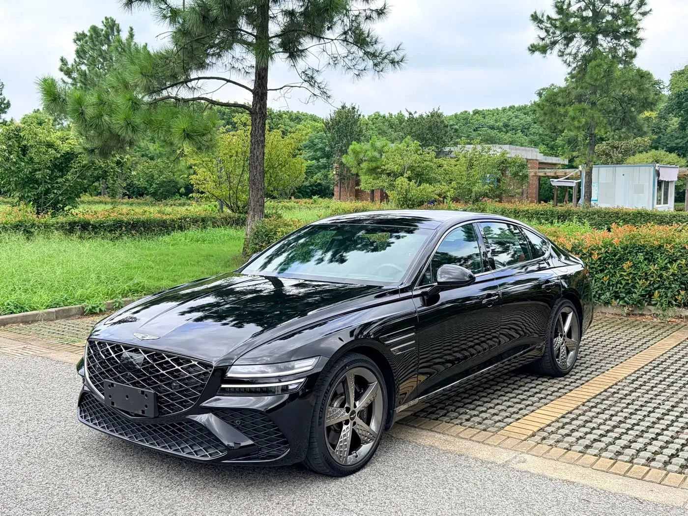 Genesis G80 2024 — Photo 1/20