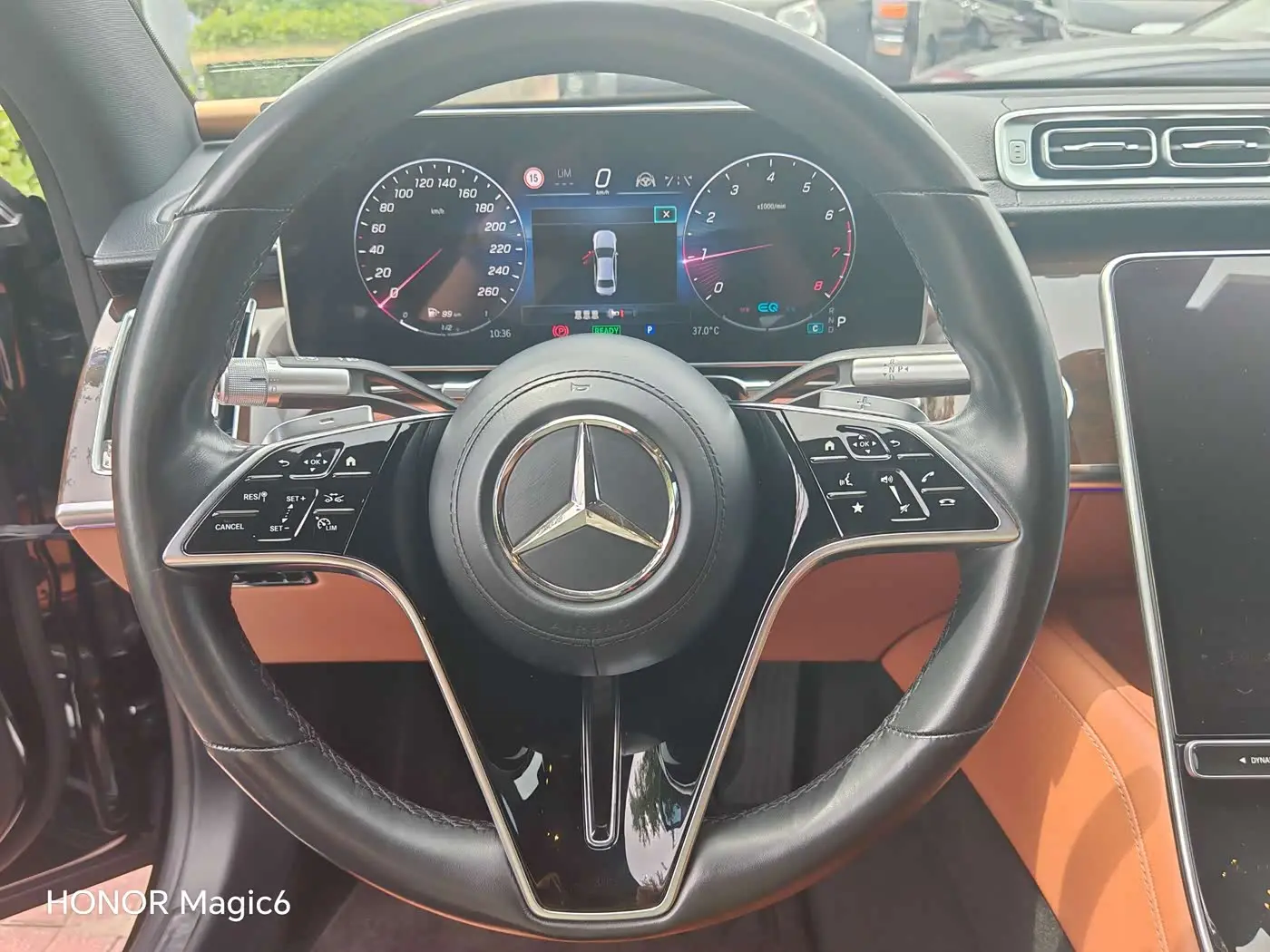 Mercedes-Benz S-Class 2021 — Photo 10/20