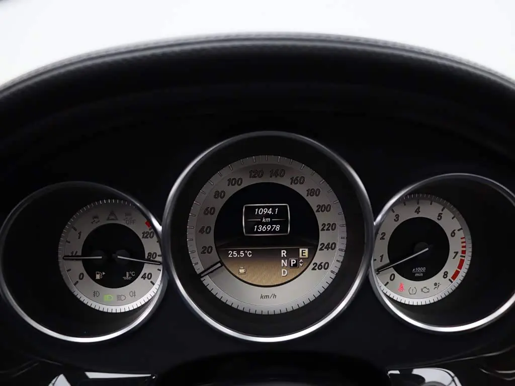 Mercedes-Benz CLS 2013 — Photo 19/20