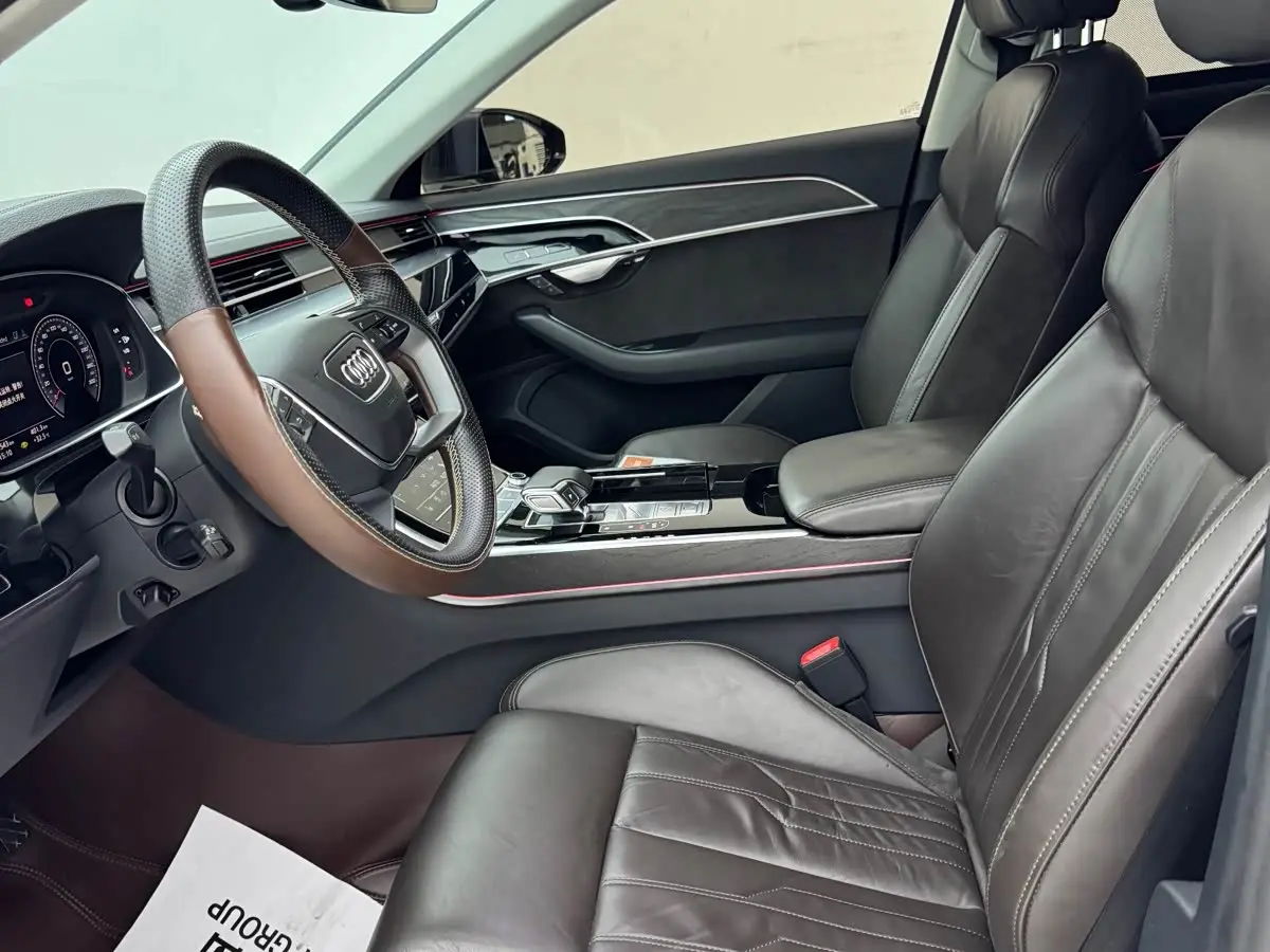 Audi A8 2020 — Photo 8/11