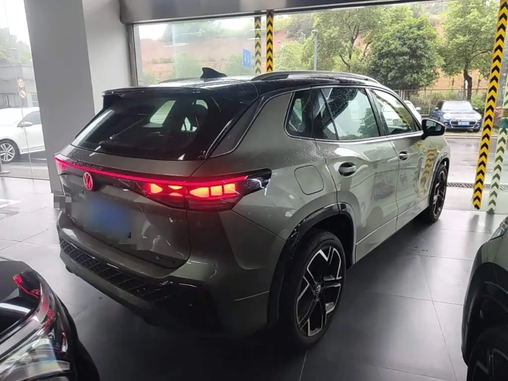 Volkswagen Tayron 2025 — ფოტო 7/20