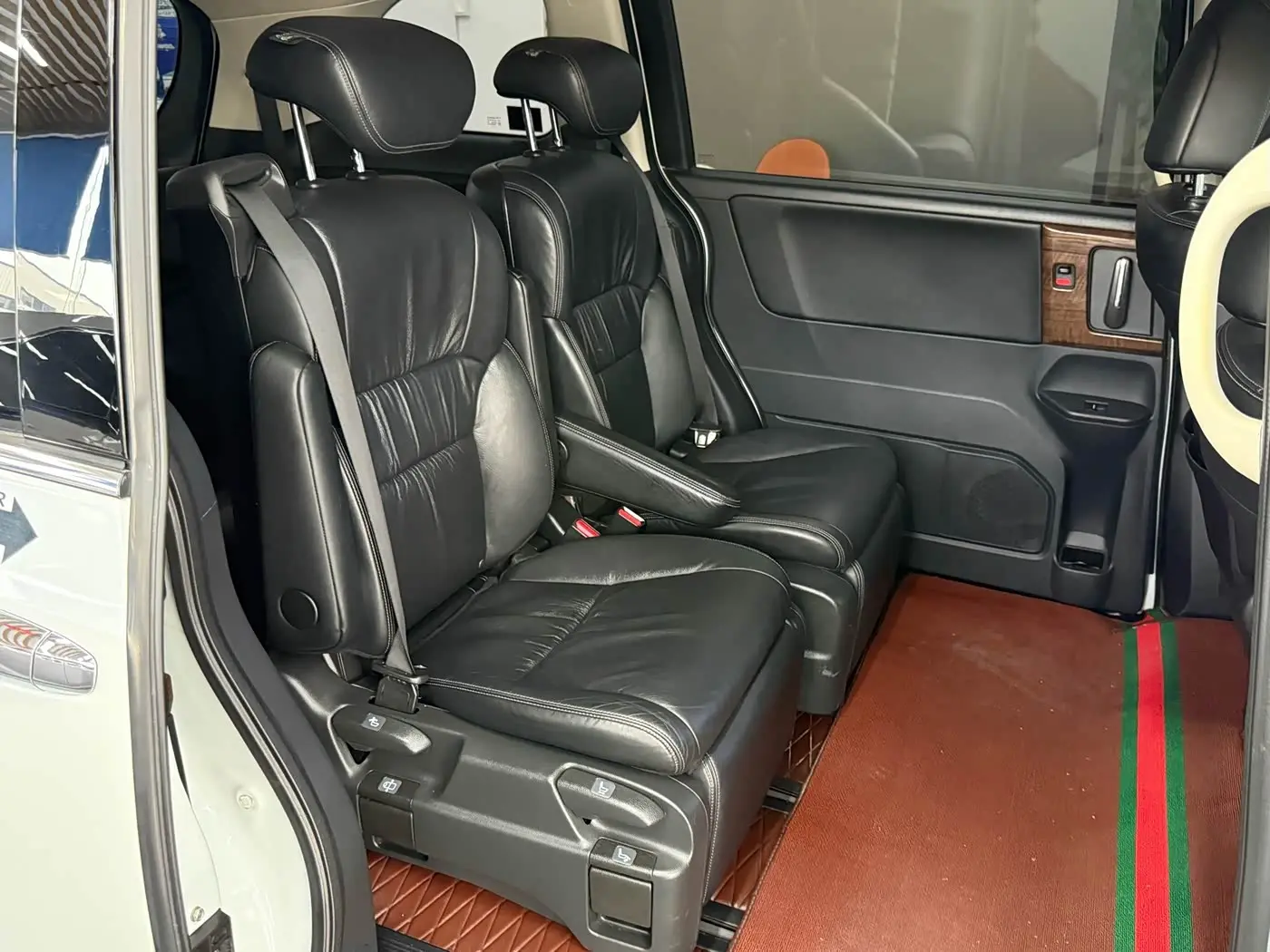 Honda Odyssey 2018 — Photo 4/15