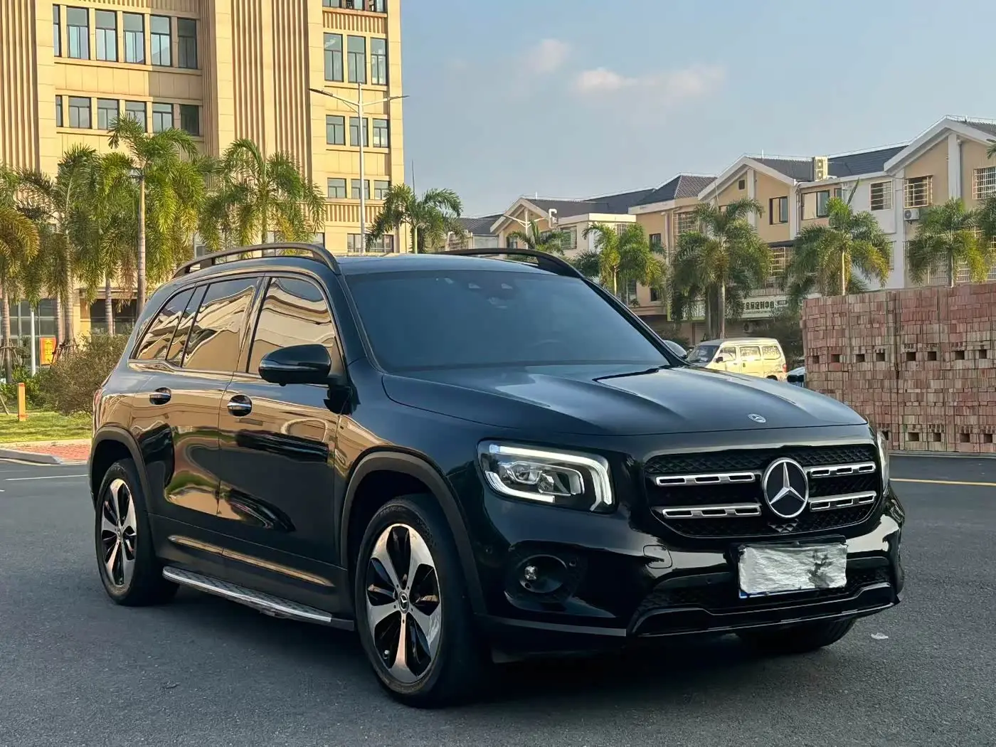 Mercedes-Benz GLB 2020 — Фото 3/9