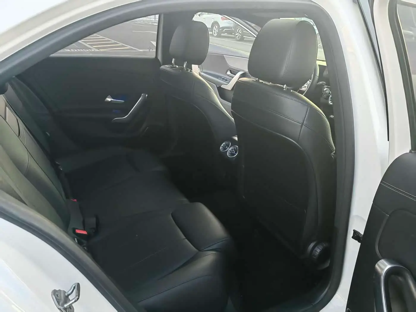 Mercedes-Benz A-Class 2021 — Фото 15/20