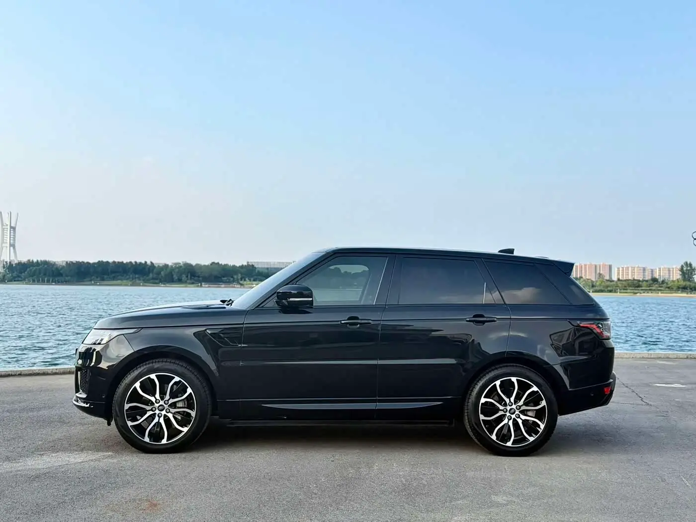 Land Rover Range Rover Sport 2021 — ფოტო 4/11