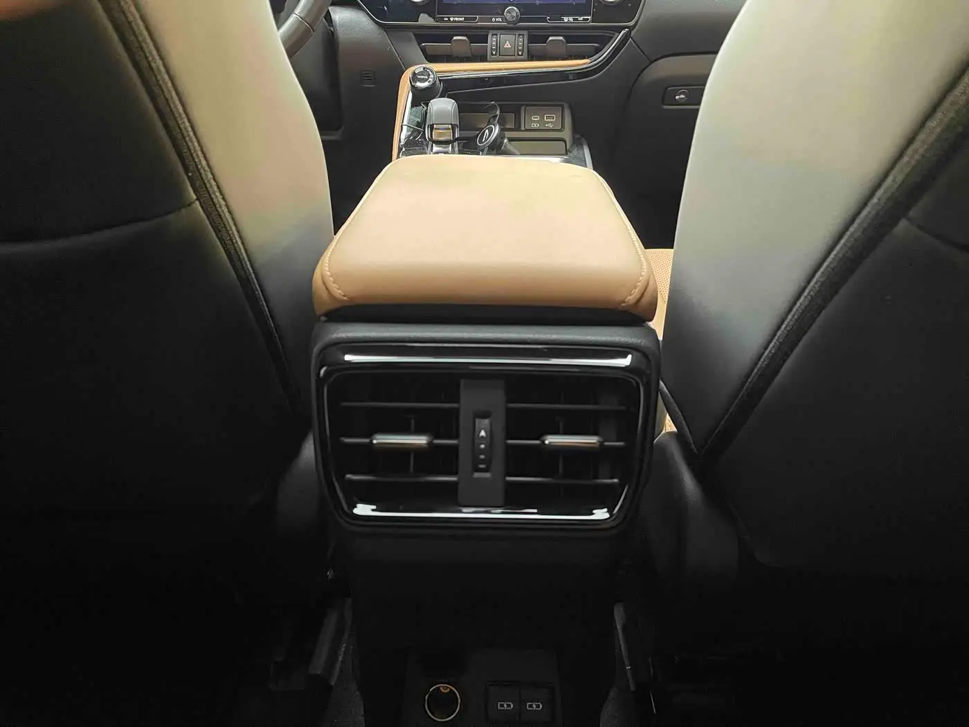 Lexus NX 2022 — Şəkil 17/17
