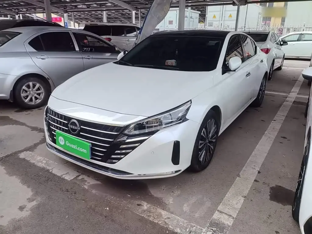 Nissan Teana 2023 — Фото 1/19