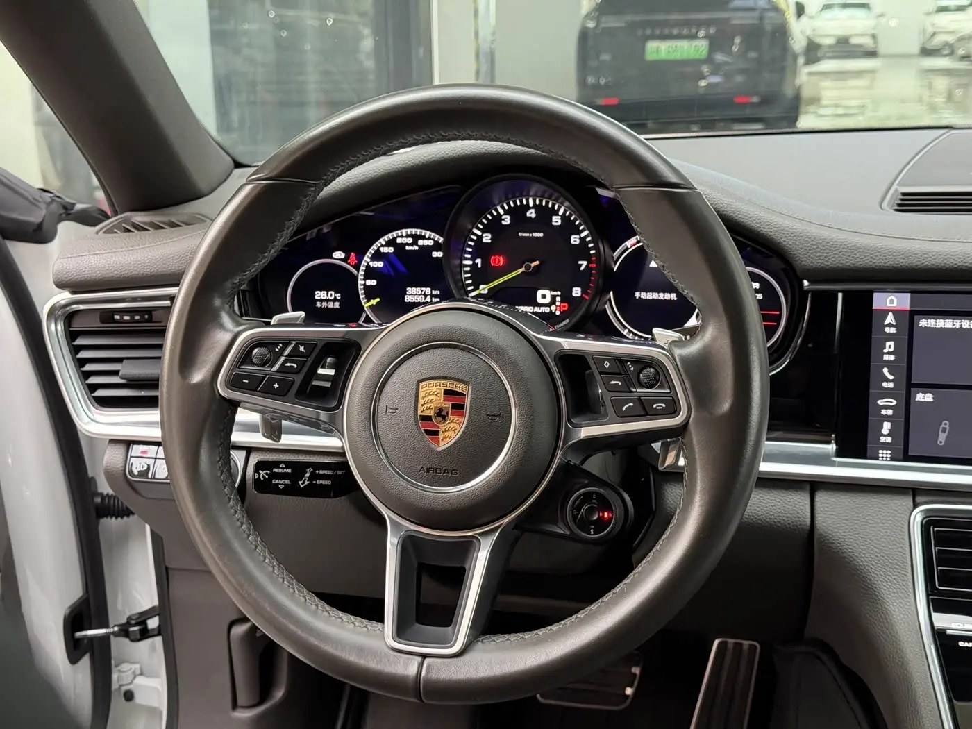 Porsche Panamera New Energy 2020 — Фото 14/20