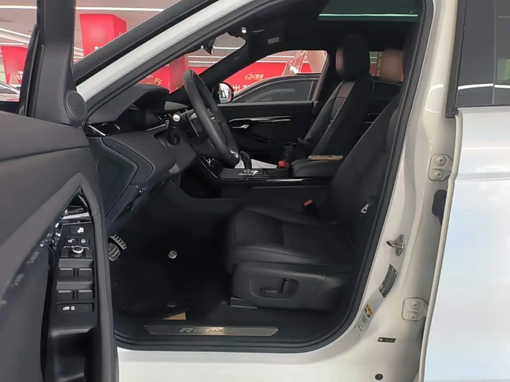 Land Rover Range Rover Evoque 2021 — Фото 15/19