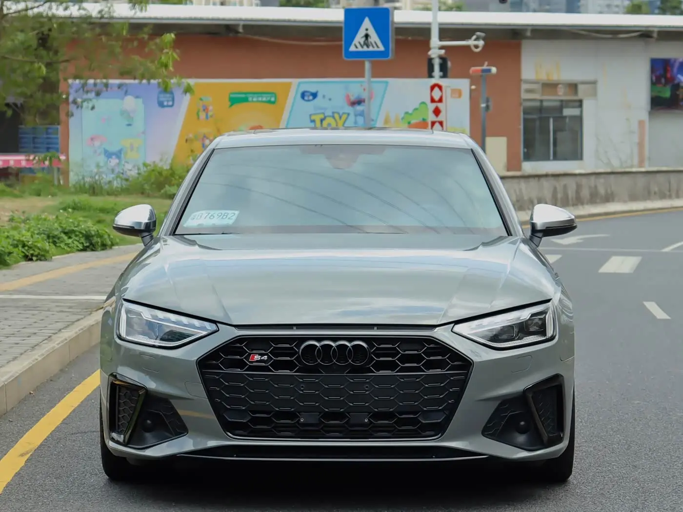 Audi S4 2022 — Photo 2/14